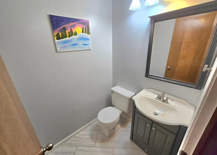 3 Bedroom 3 Bath Lovely In Il *